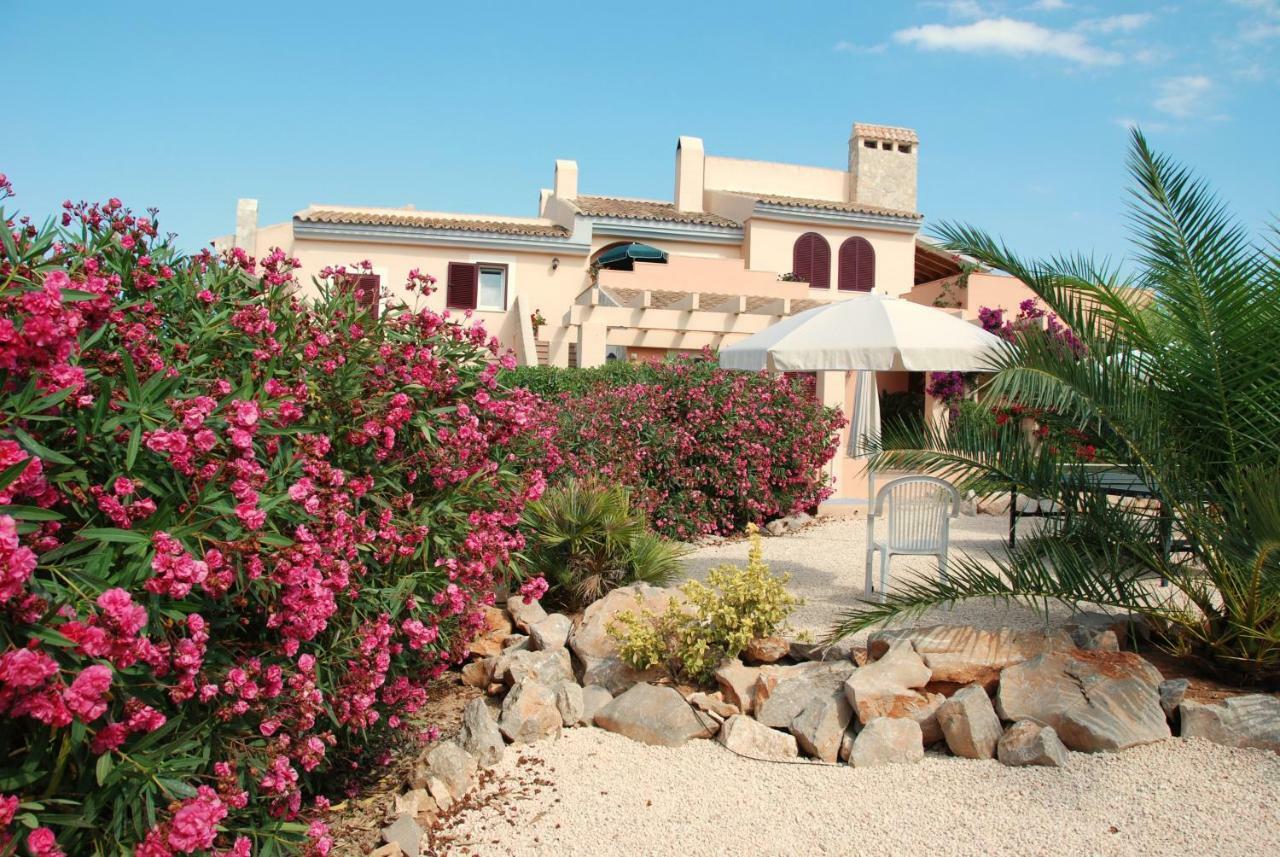 Ferienwohnung Residencial Playa Mar Cala Mandia  Exterior foto